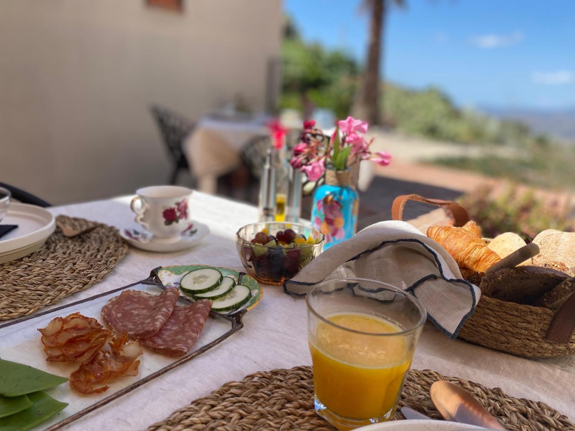 Boutique B&B El Refugio Alcaucín Zewnętrze zdjęcie
